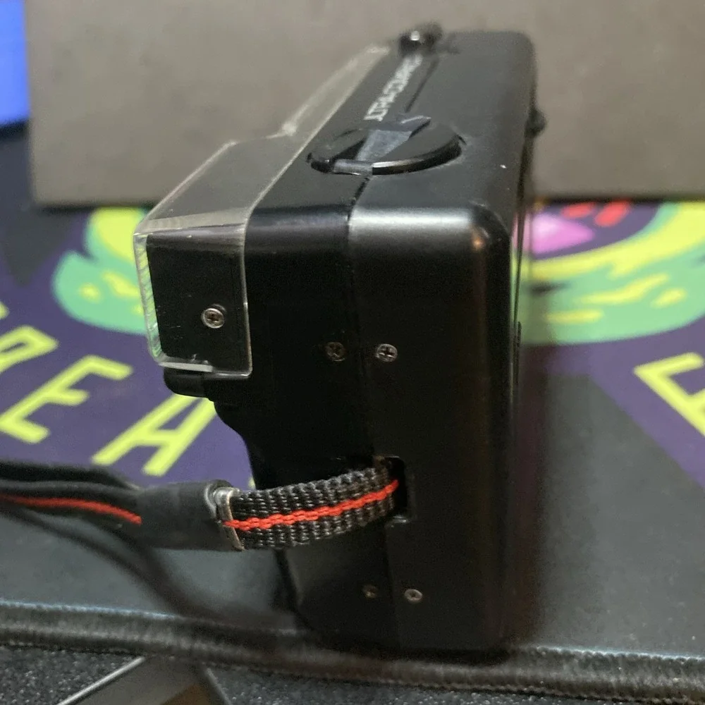 Vintage Camera ANSCO RED Flash focus free F5.6Lens  Black Red B2